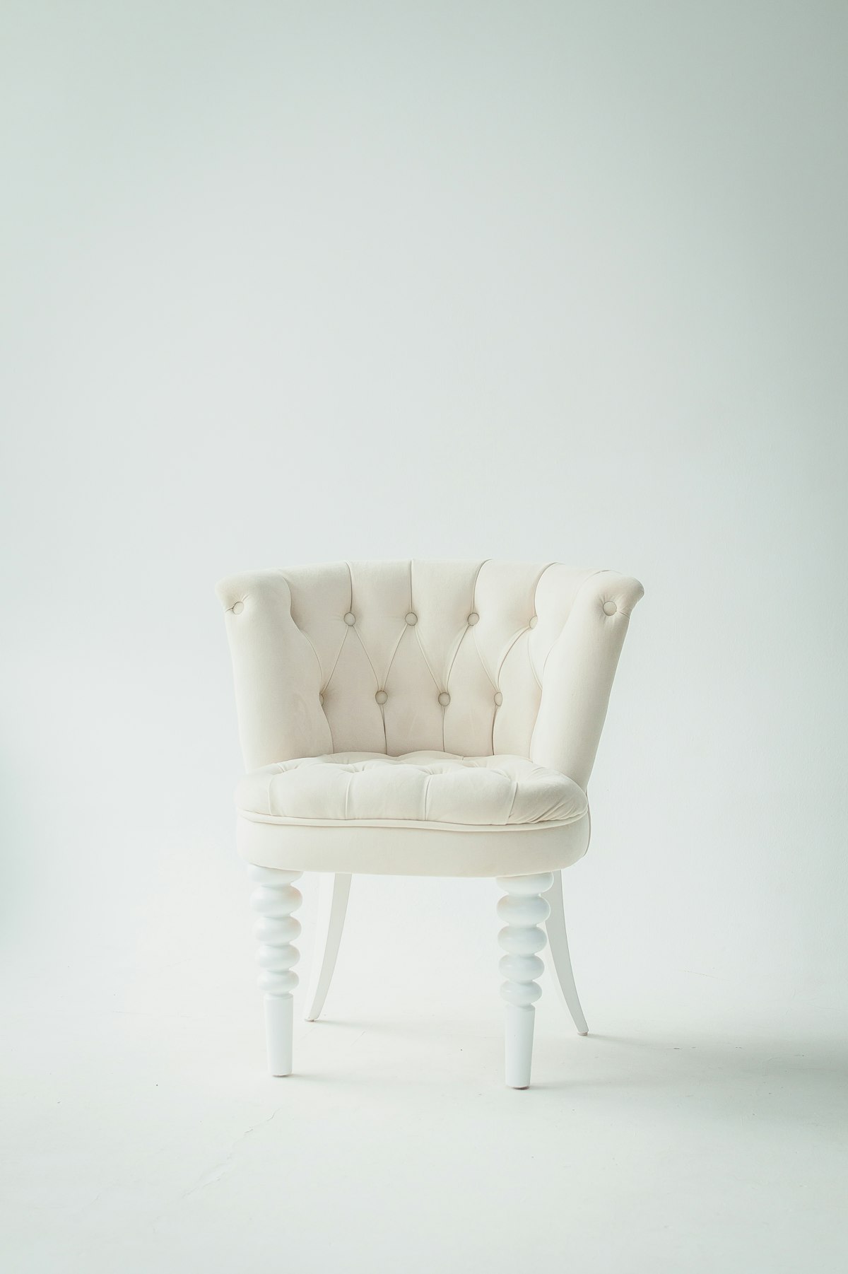 Ivory Sculpt Chair